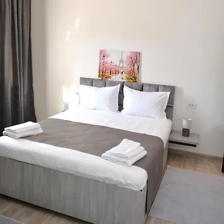 Casa La Cantonament 3* Craiova